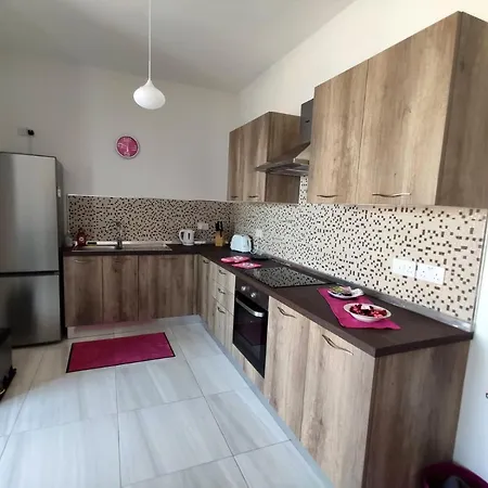 Le Reve Apartment